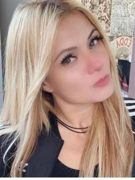 bakeca donna cerca uomo siracusa|Escort Siracusa, Donna Cerca Uomo Siracusa